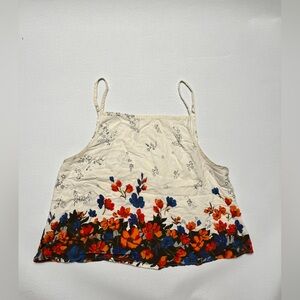 Urban Outfitters/kimchi blue floral print crop top size medium